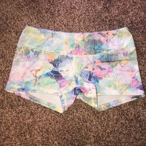 Fleo Shorts